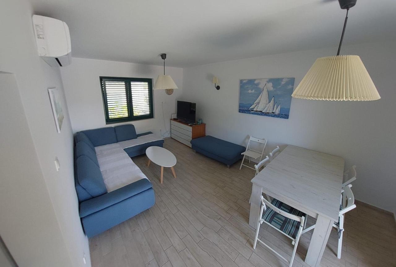Apartman Rimac Trogir Bagian luar foto